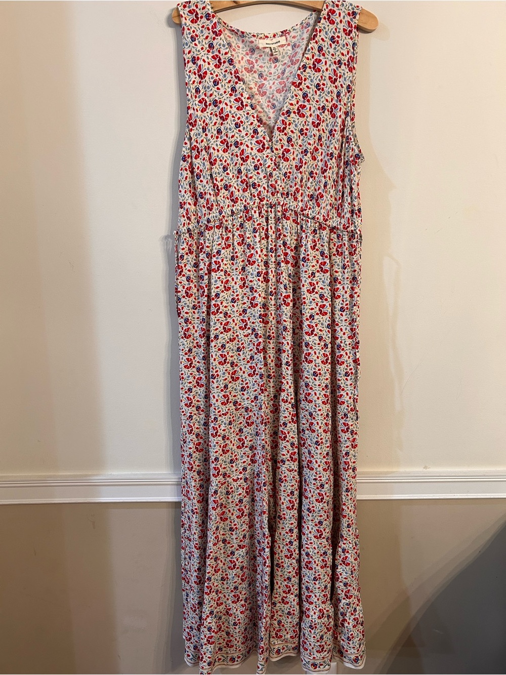 Max Studio Maxi floral Dress